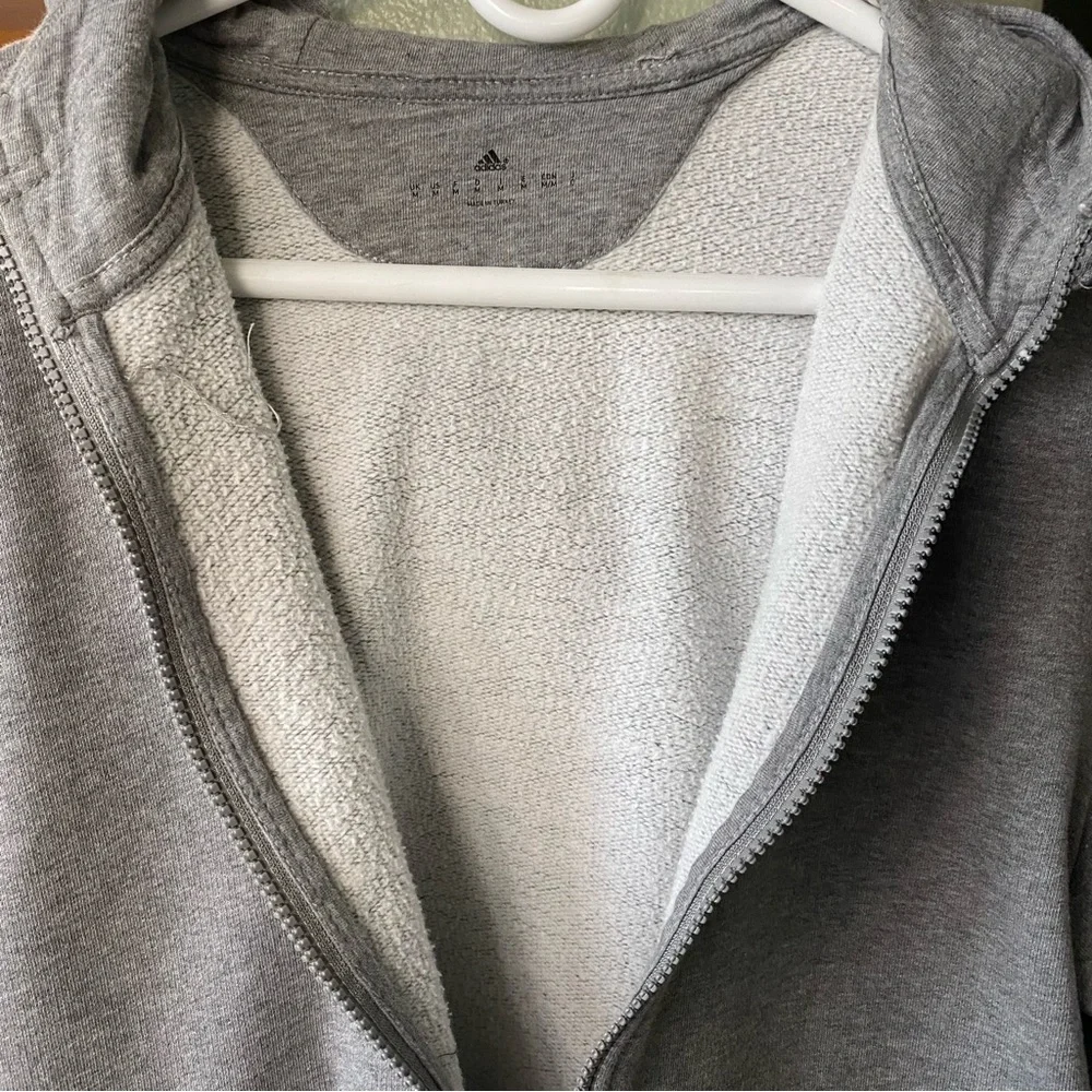 Adidas Men’s Zip Up Hoodie Size M Gray - Picture 4 of 5